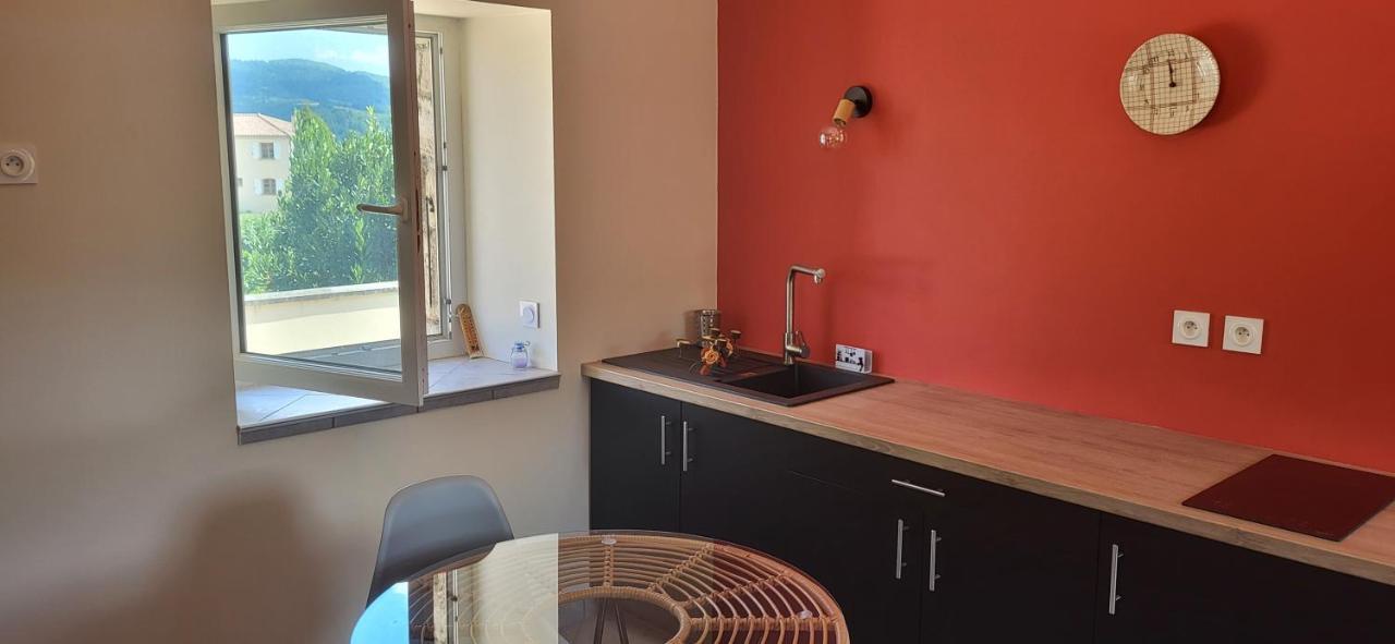 Maisonnette En Pierre Renovee Lamastre Ngoại thất bức ảnh